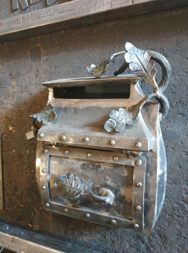 Почтовый ящик 8