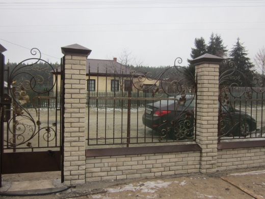 Кованое ограждение основной части забора 4