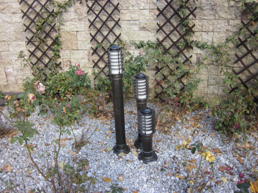 Садовый светильник 2