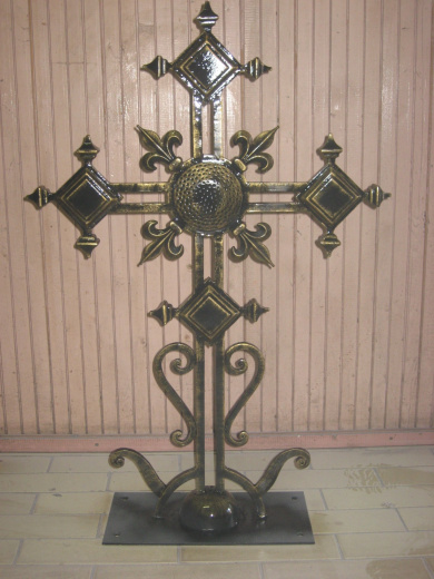 Крест на могилу 4