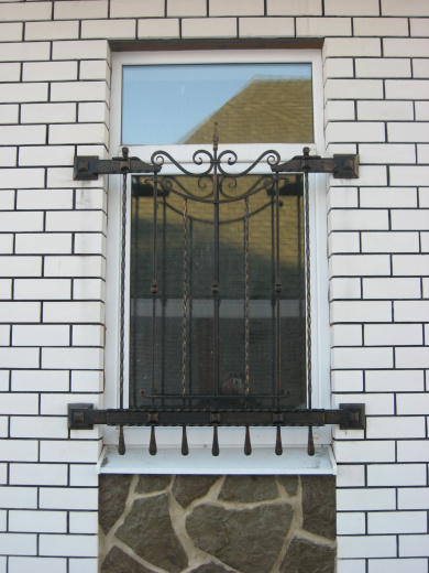 Решетка на окно 36