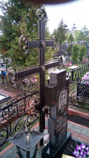 Крест на могилу