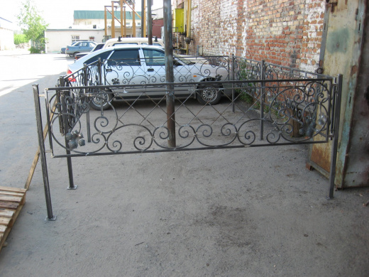 Оградка на могилу 12