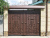 Ворота глухие коричневые с декоративной отделкой 4