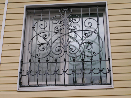 Решетка на окно 35