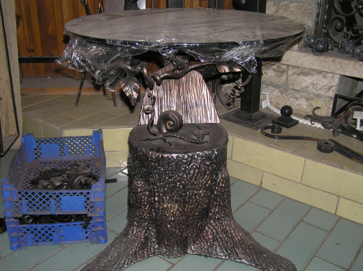 Художественный стол