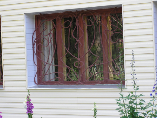 Решетка на окно 13