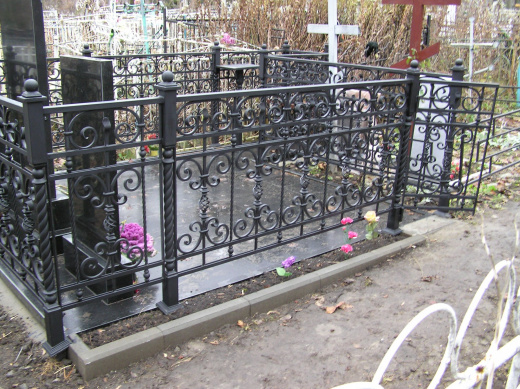 Оградка на могилу 8