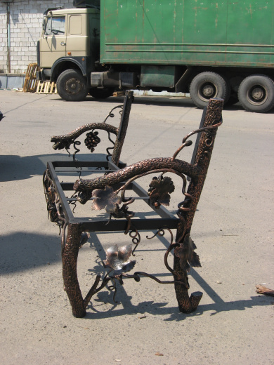 Кованая скамейка 5