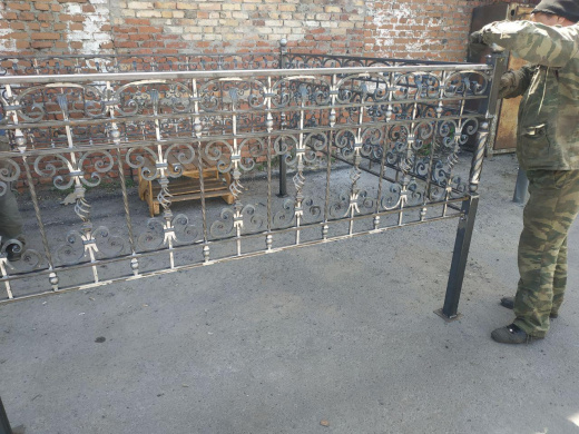 Оградка на могилу 14