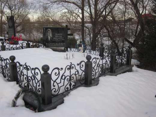 Оградка на могилу 4