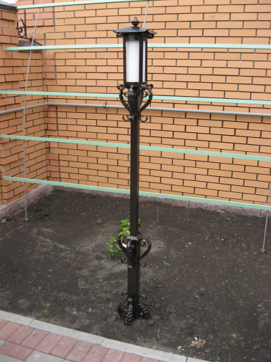Уличный фонарь 5