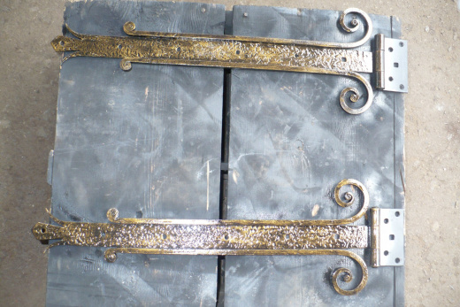 Кованая жаковина с петлей