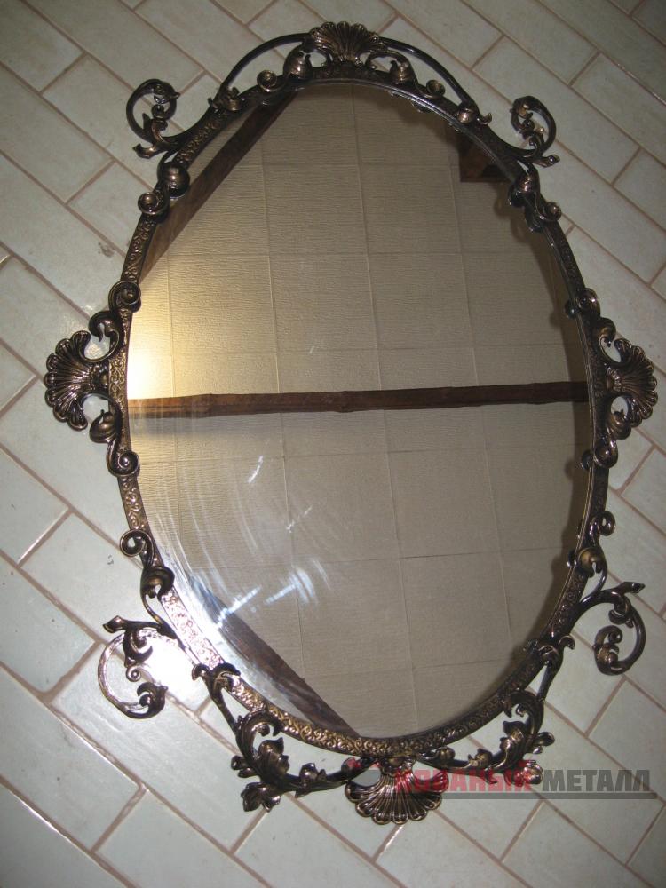 Кованое зеркало в ванную