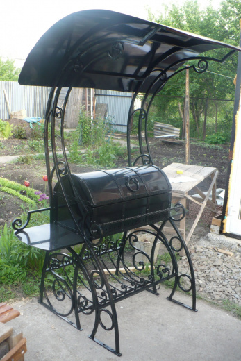 Мангал с навесом от дождя 2