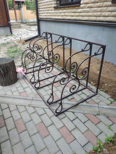 Велосипедная парковка кованая