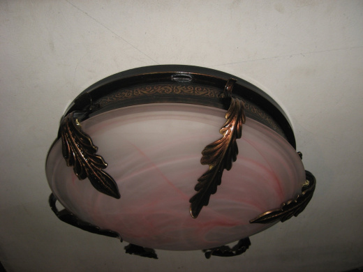 Потолочный светильник 2