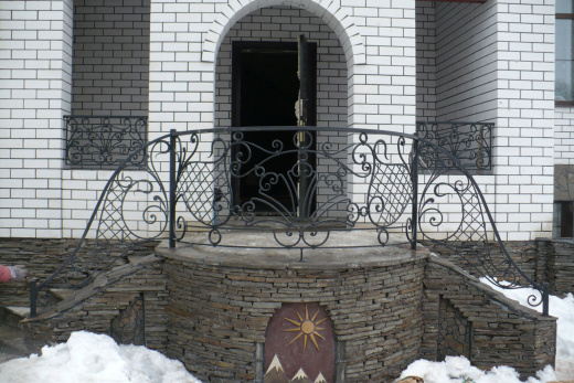 Ограждение крыльца 13