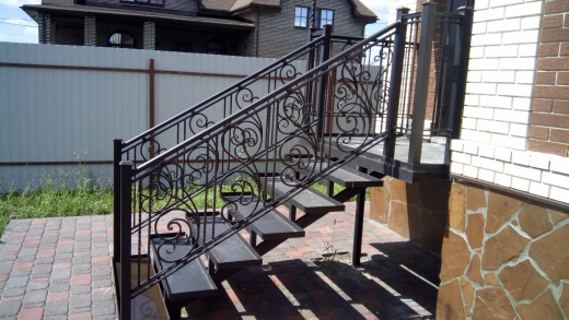 Ограждение крыльца 5